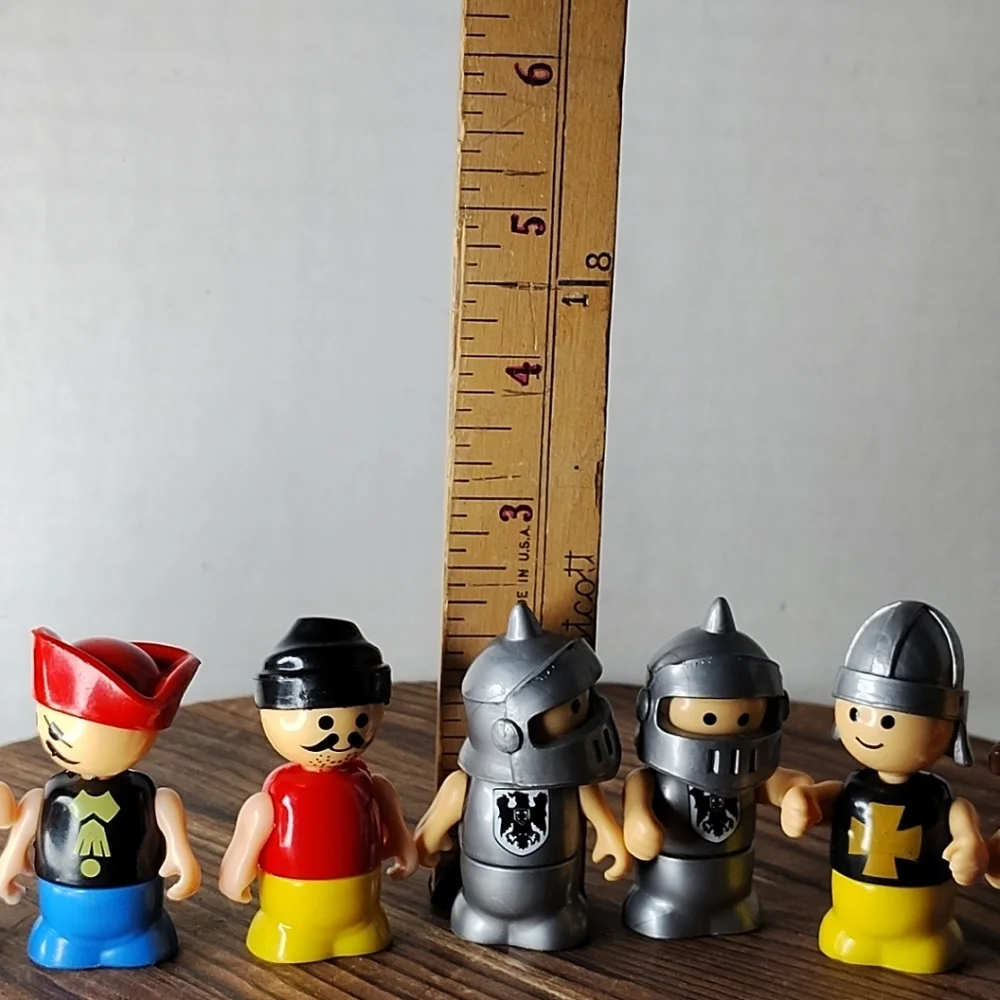 Vintage PlaySkool Lot Lil Playmate King Knights Figures Soldier Guards Pirate